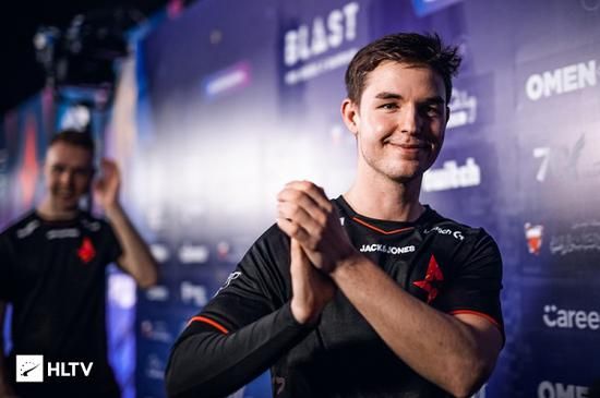 国服赵怀真出装与铭文推荐揭秘